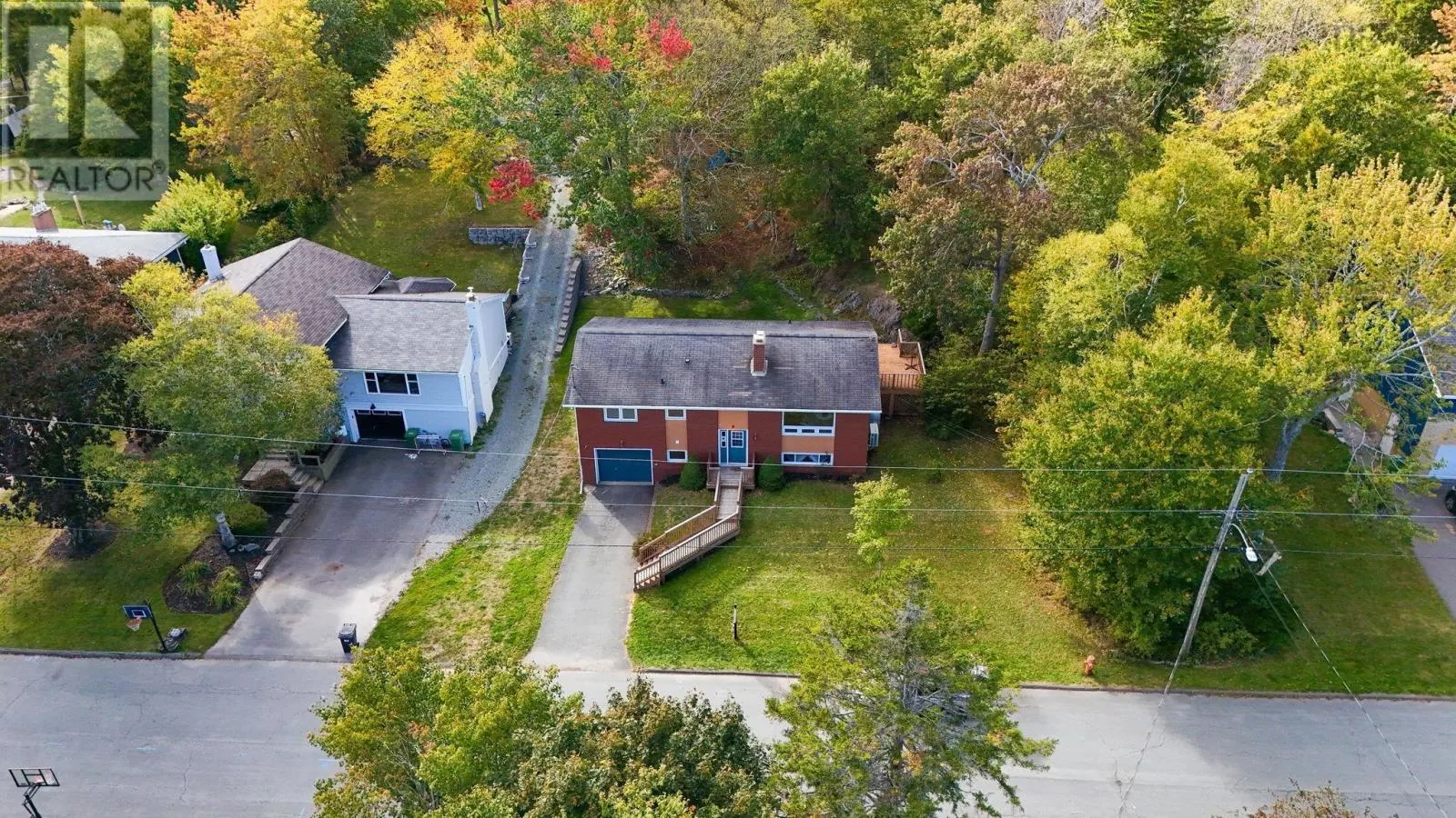 16 Robert Allen Drive