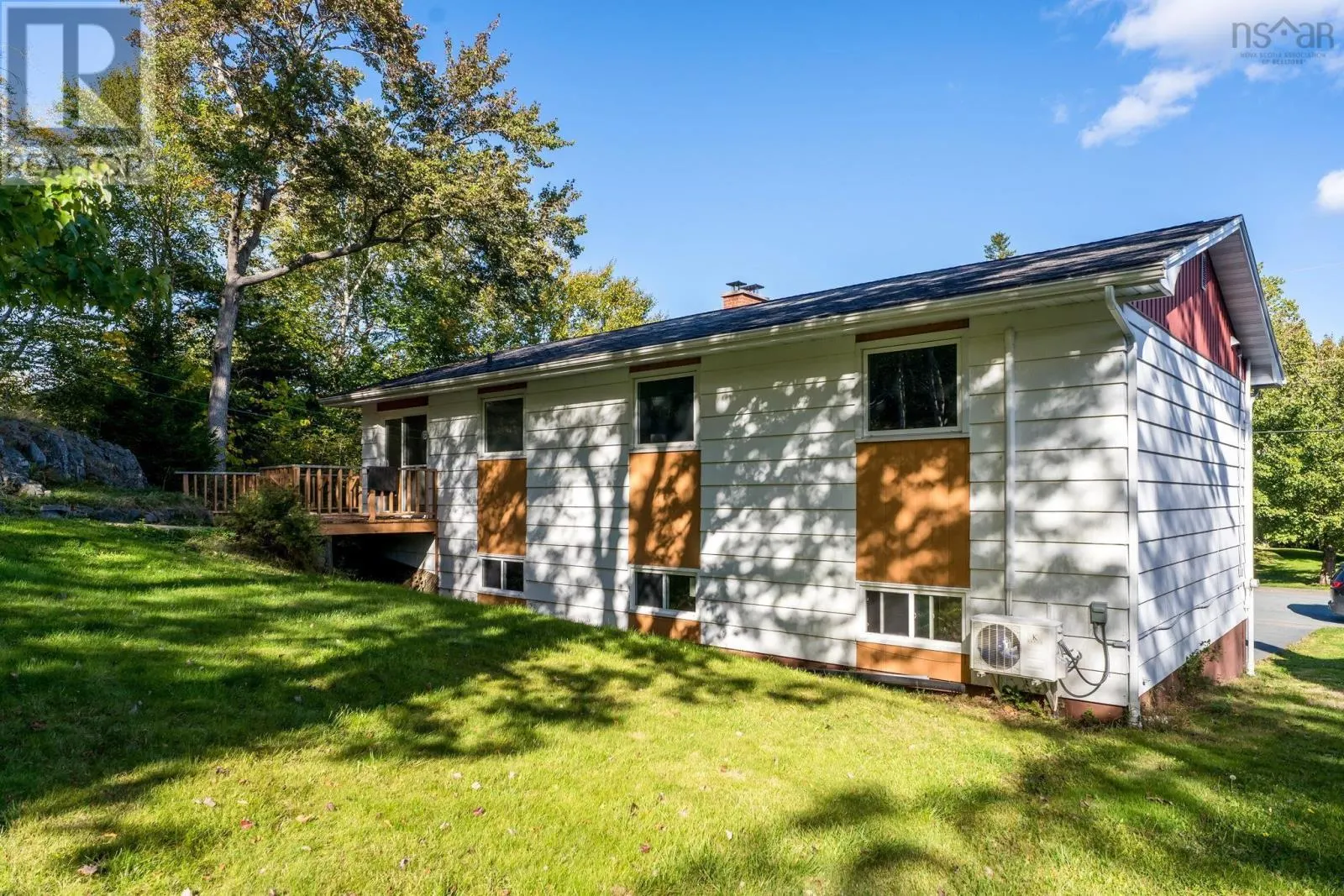 16 Robert Allen Drive