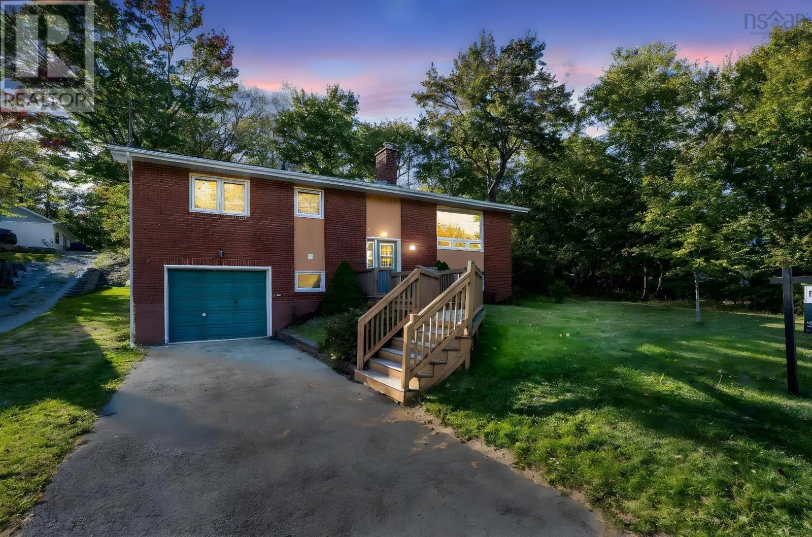 16 Robert Allen Drive