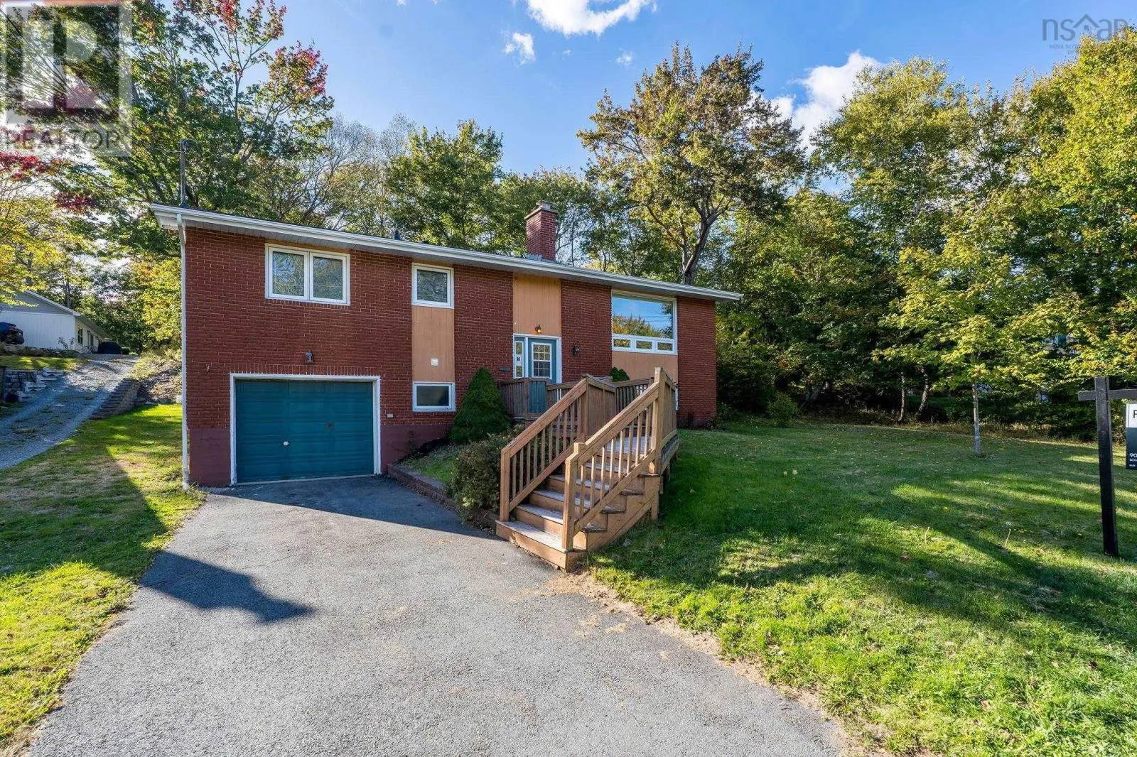 16 Robert Allen Drive