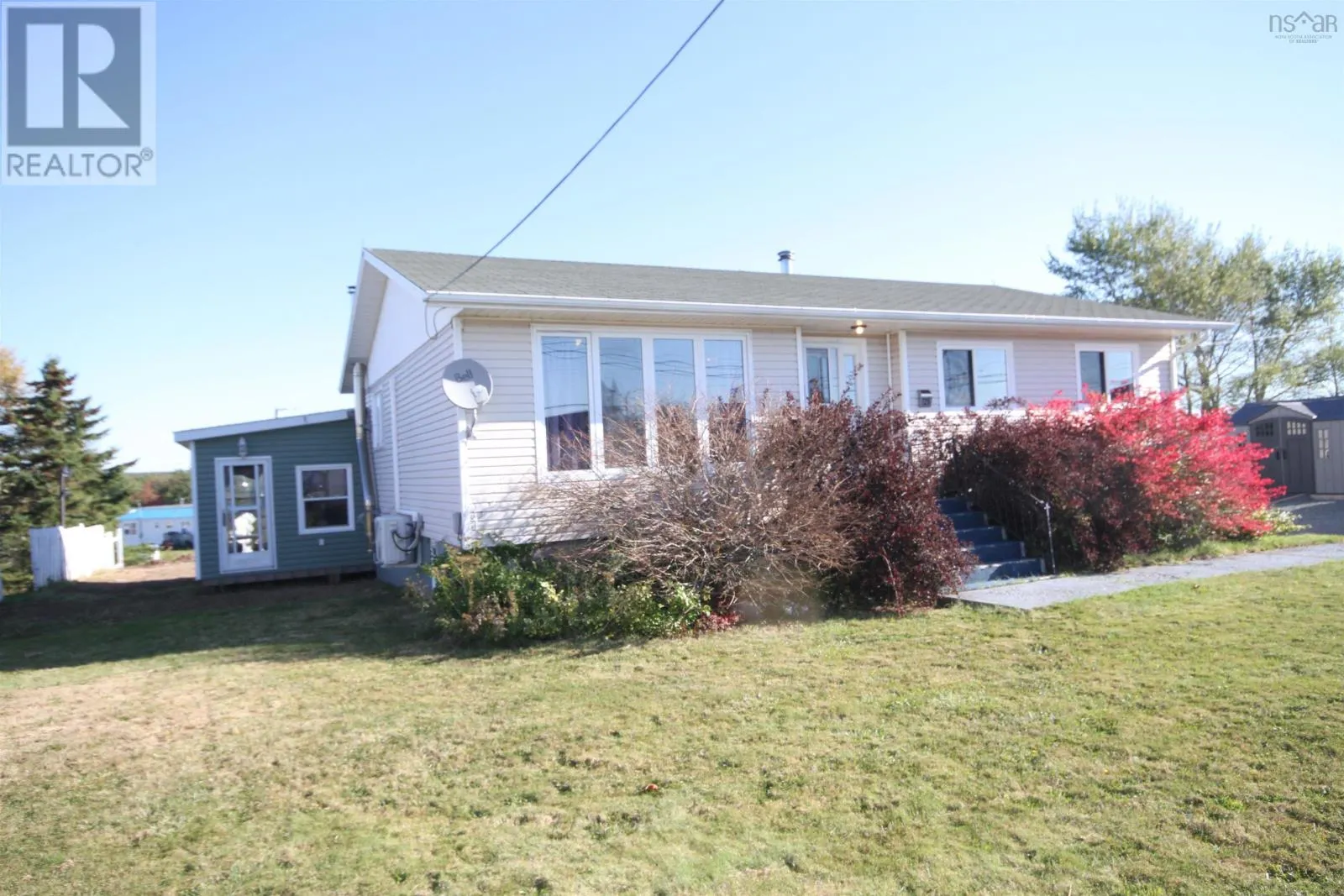 125 Grandique Ferry Road