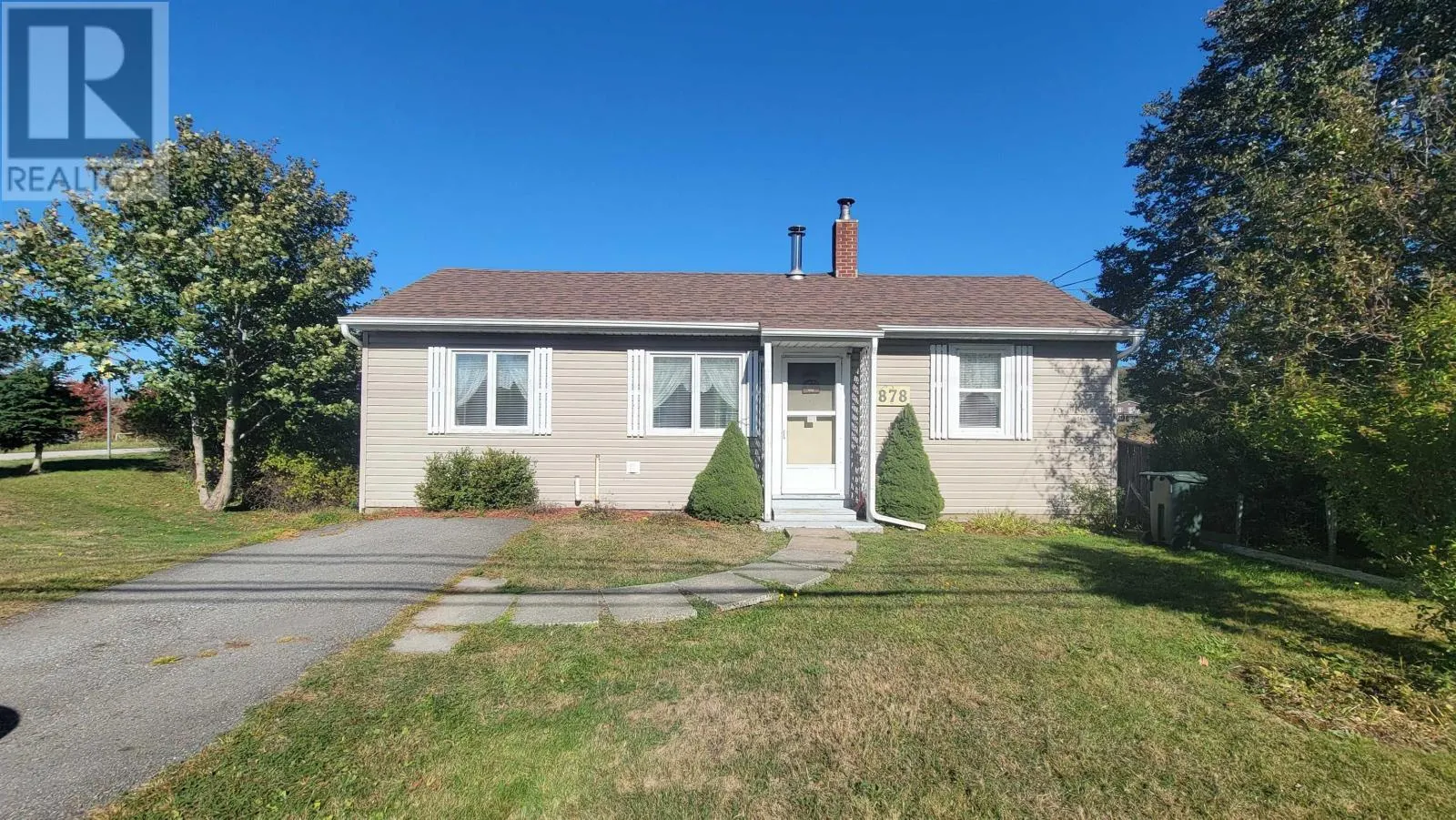 878 Highway 1 Street