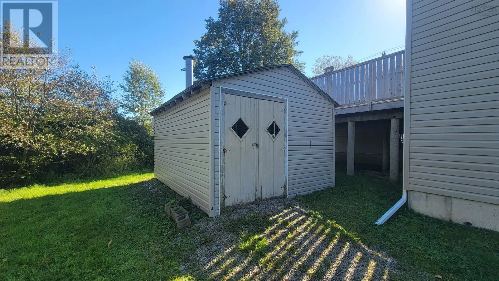 878 Highway 1 Street