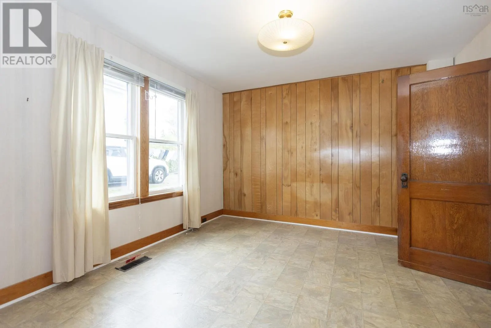 54 Wolsley Street