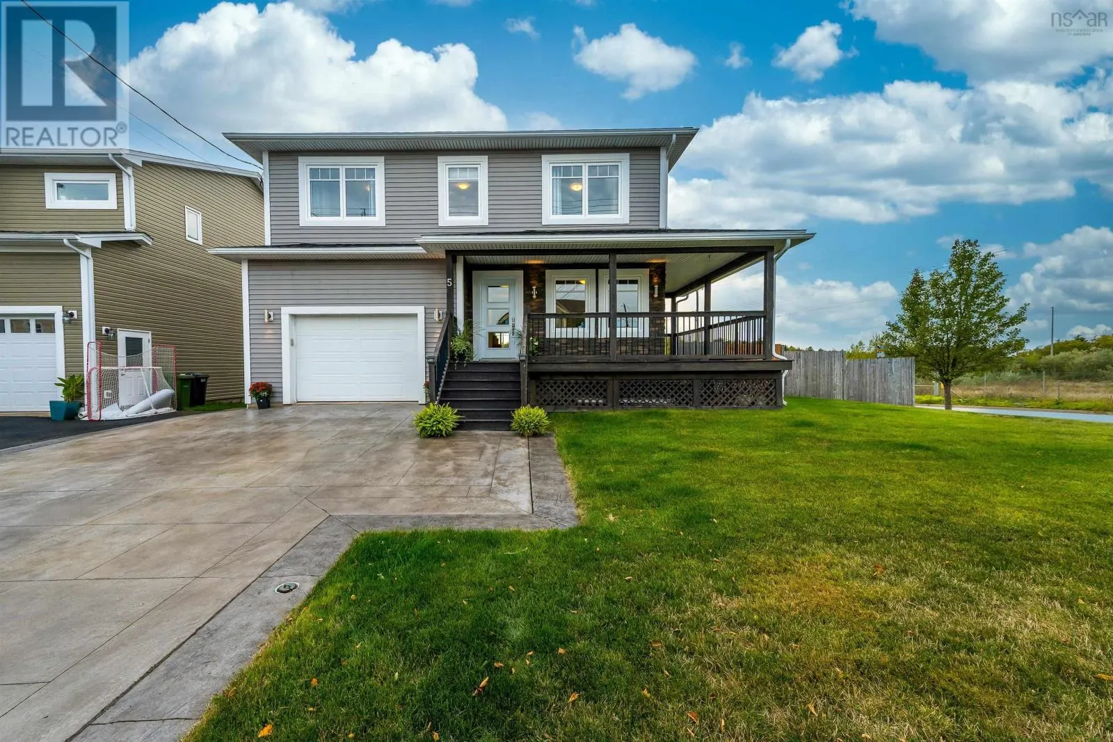 5 Barnsley Court