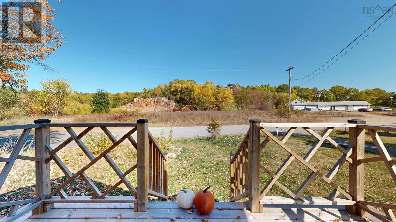 2027 Deep Hollow Road
