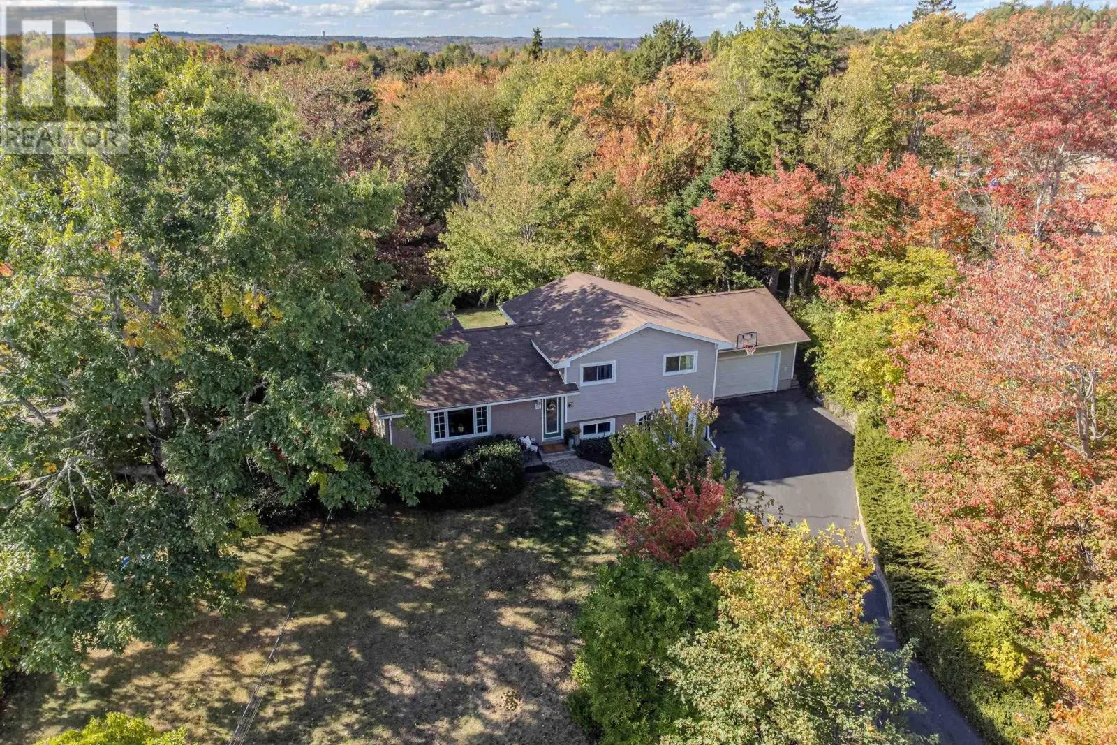 6 Cummings Drive