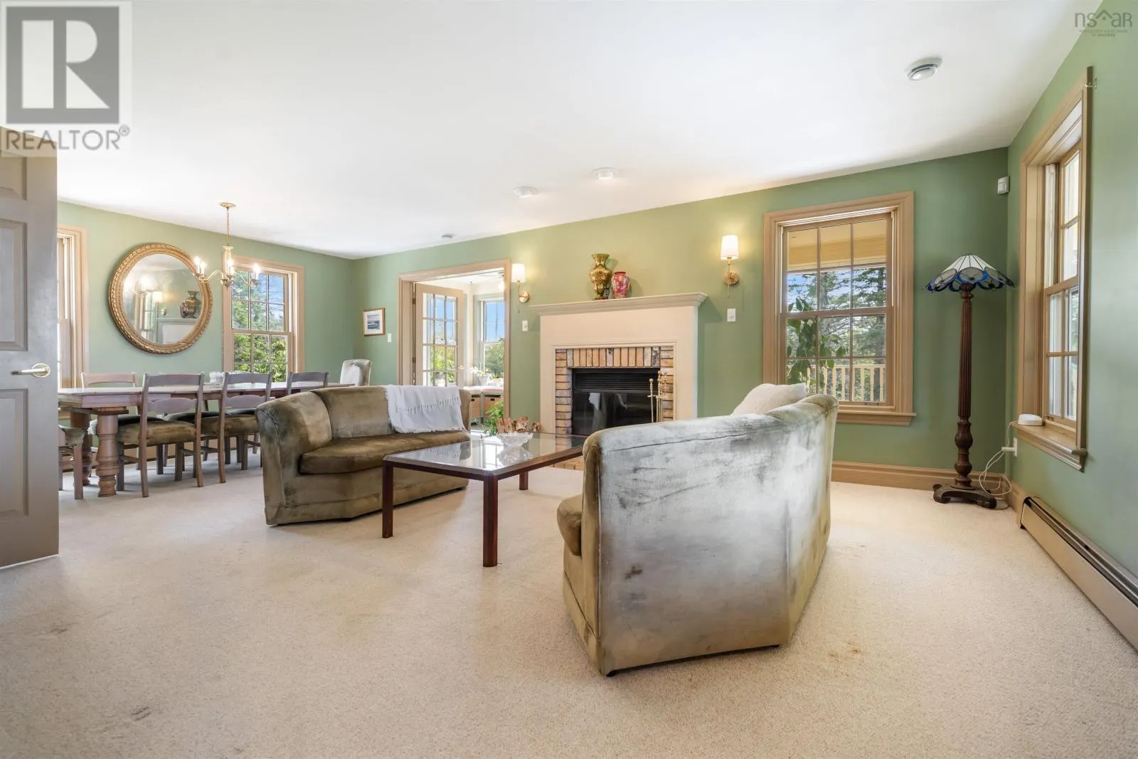 19 Foxberry Hill
