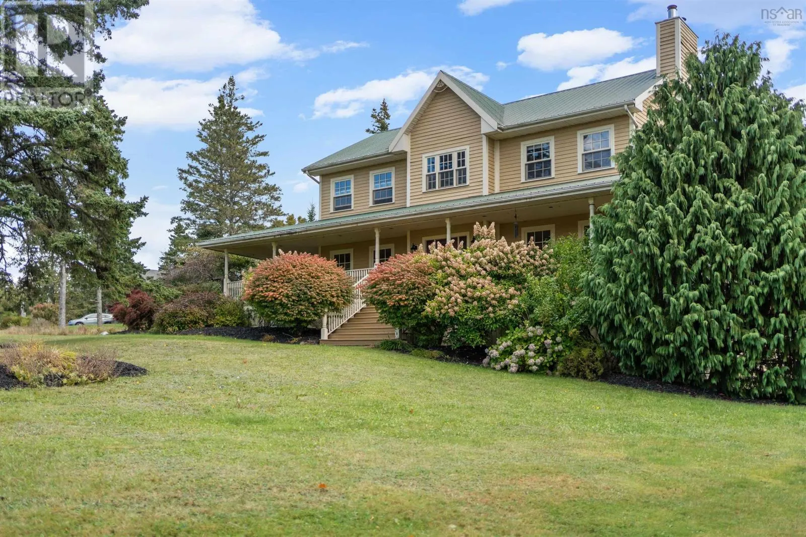 19 Foxberry Hill
