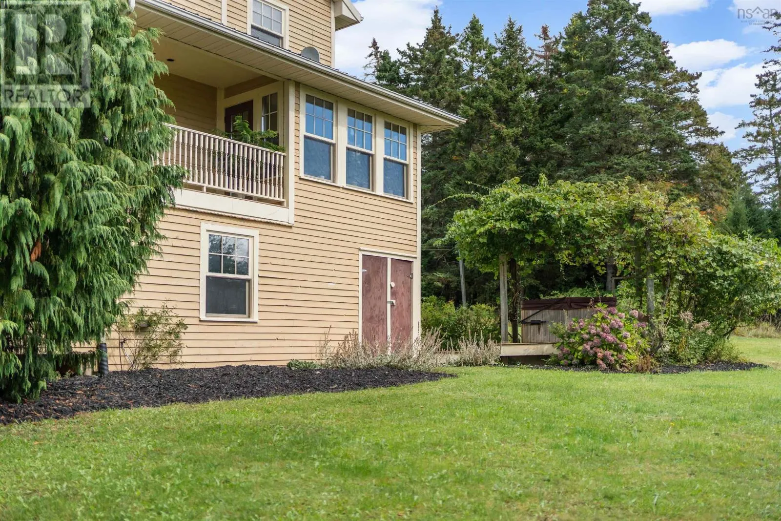 19 Foxberry Hill