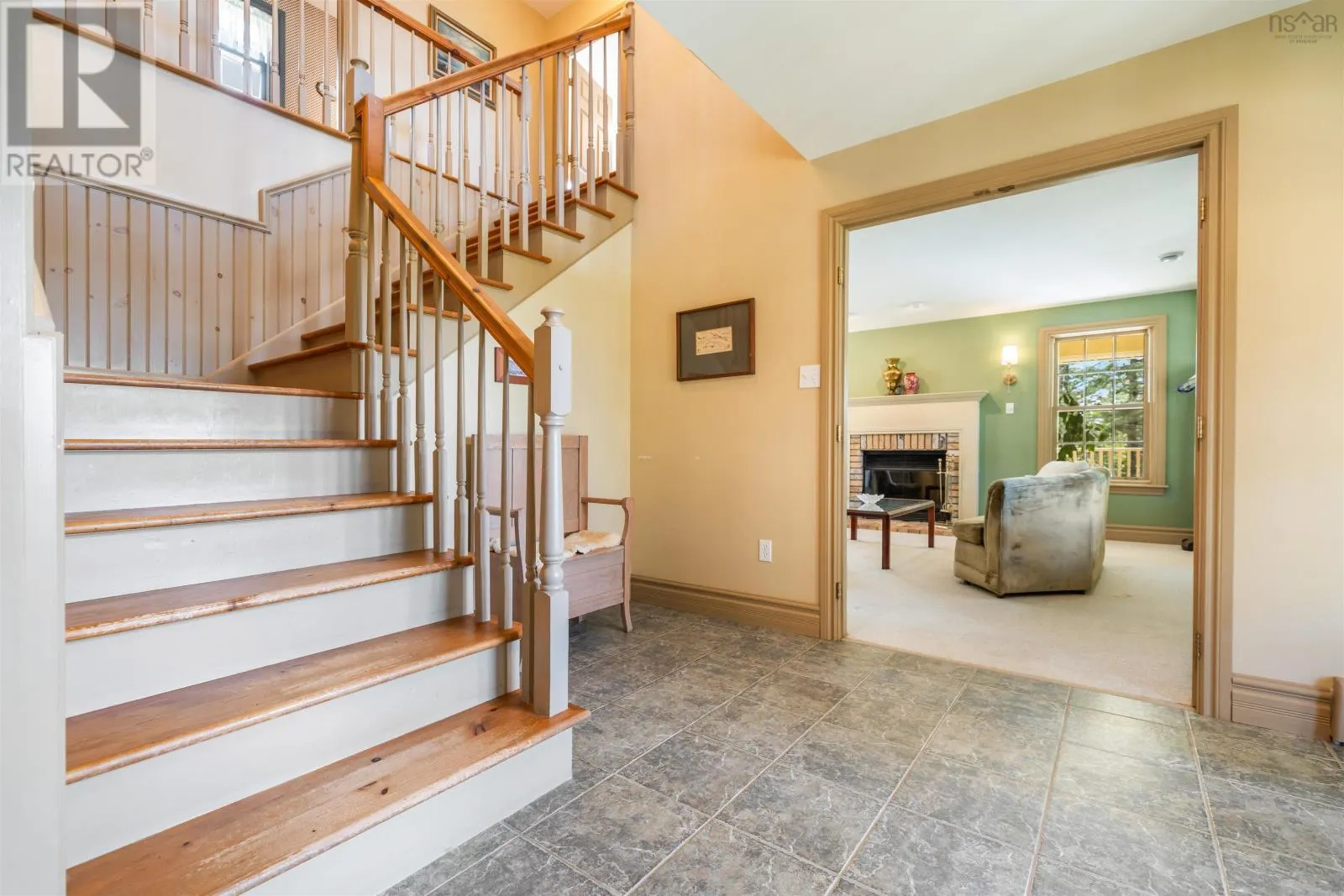 19 Foxberry Hill