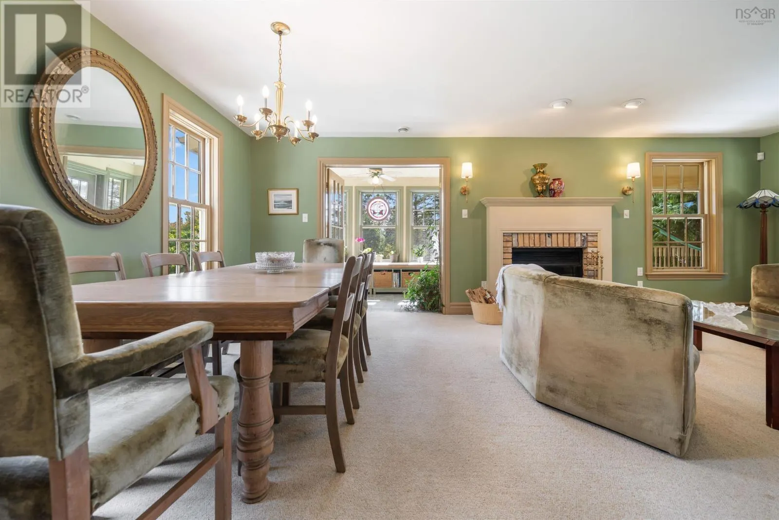 19 Foxberry Hill