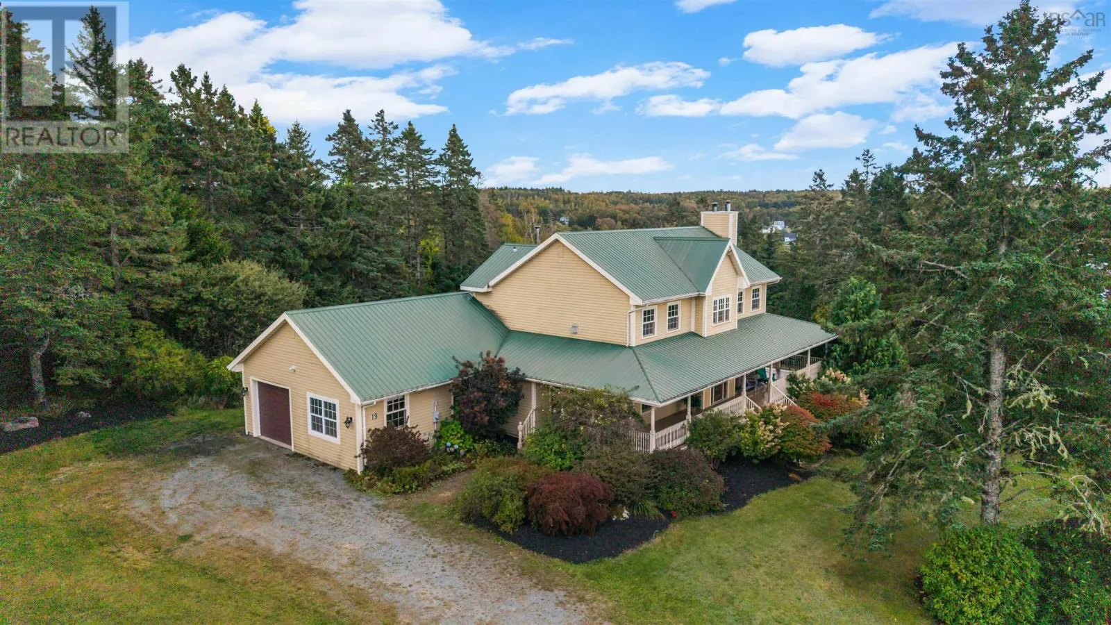 19 Foxberry Hill