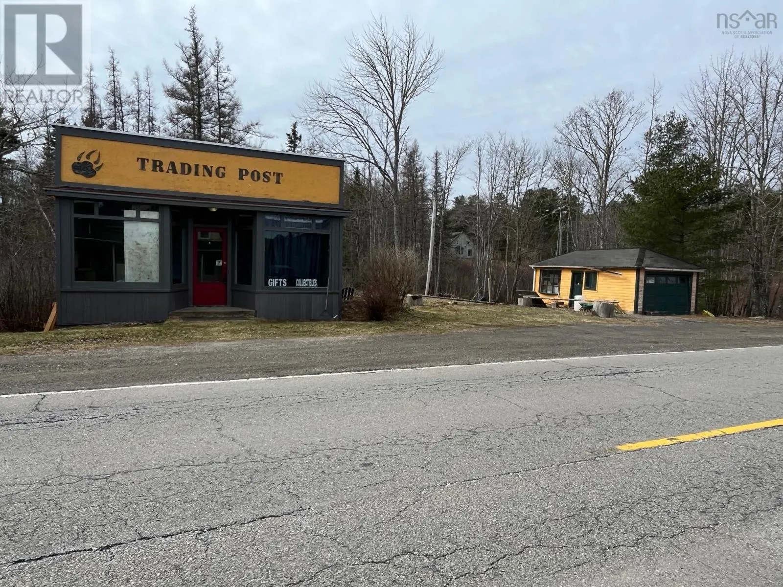 11799 Highway 8