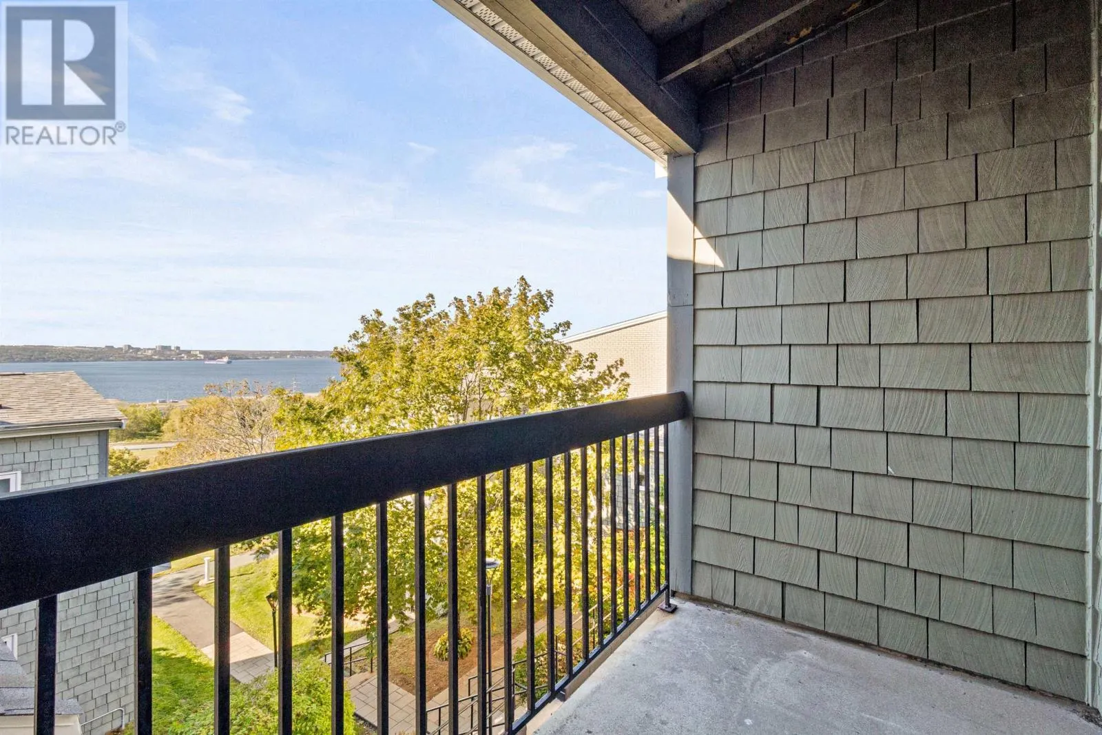 5899 Gainsborough Place