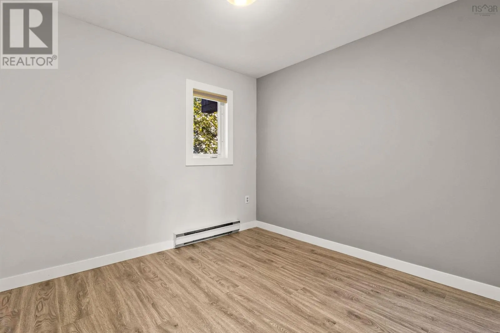 5899 Gainsborough Place