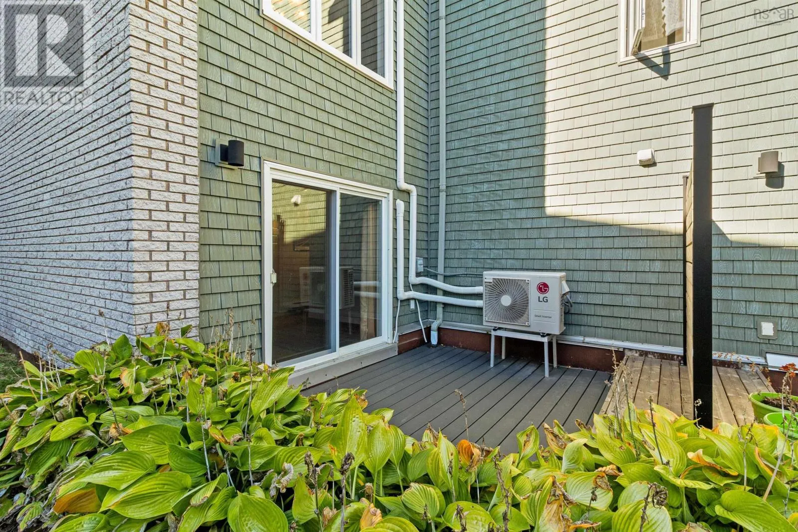 5899 Gainsborough Place
