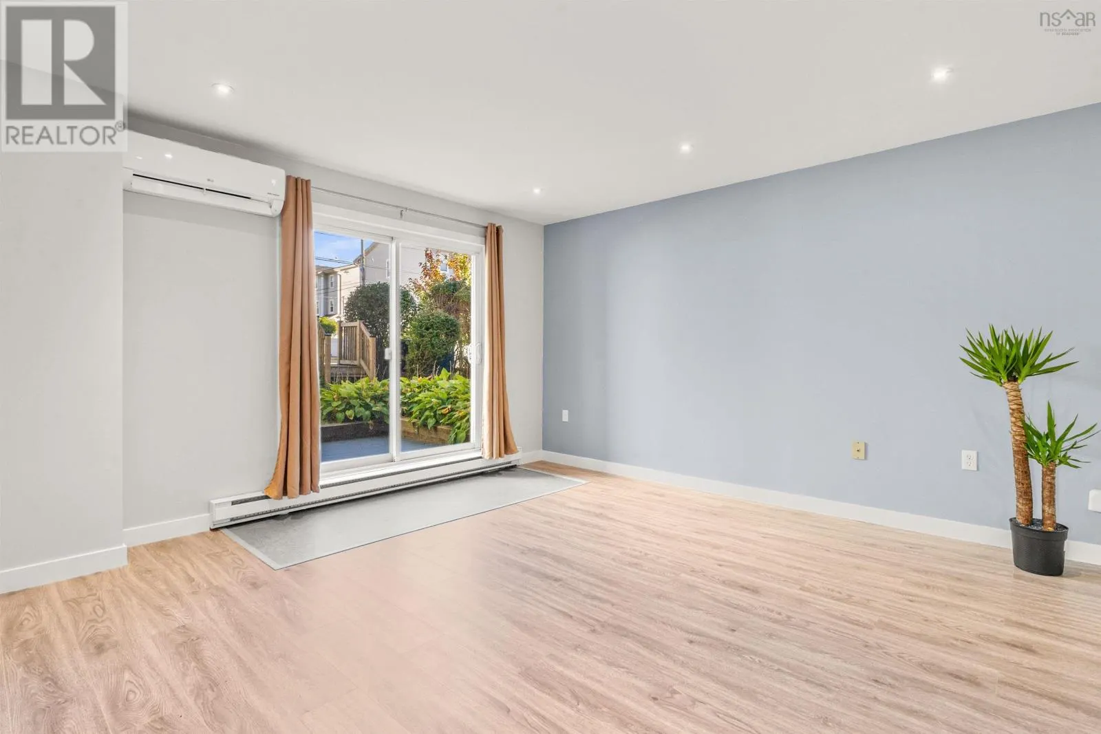 5899 Gainsborough Place