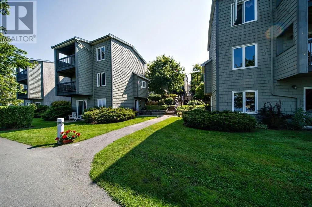 5899 Gainsborough Place