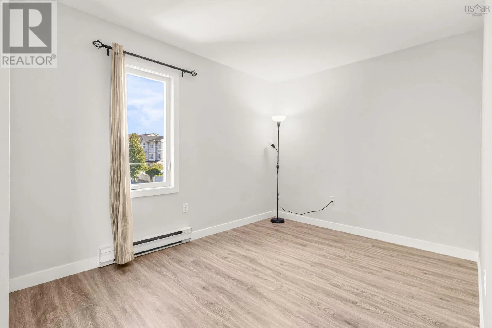 5899 Gainsborough Place