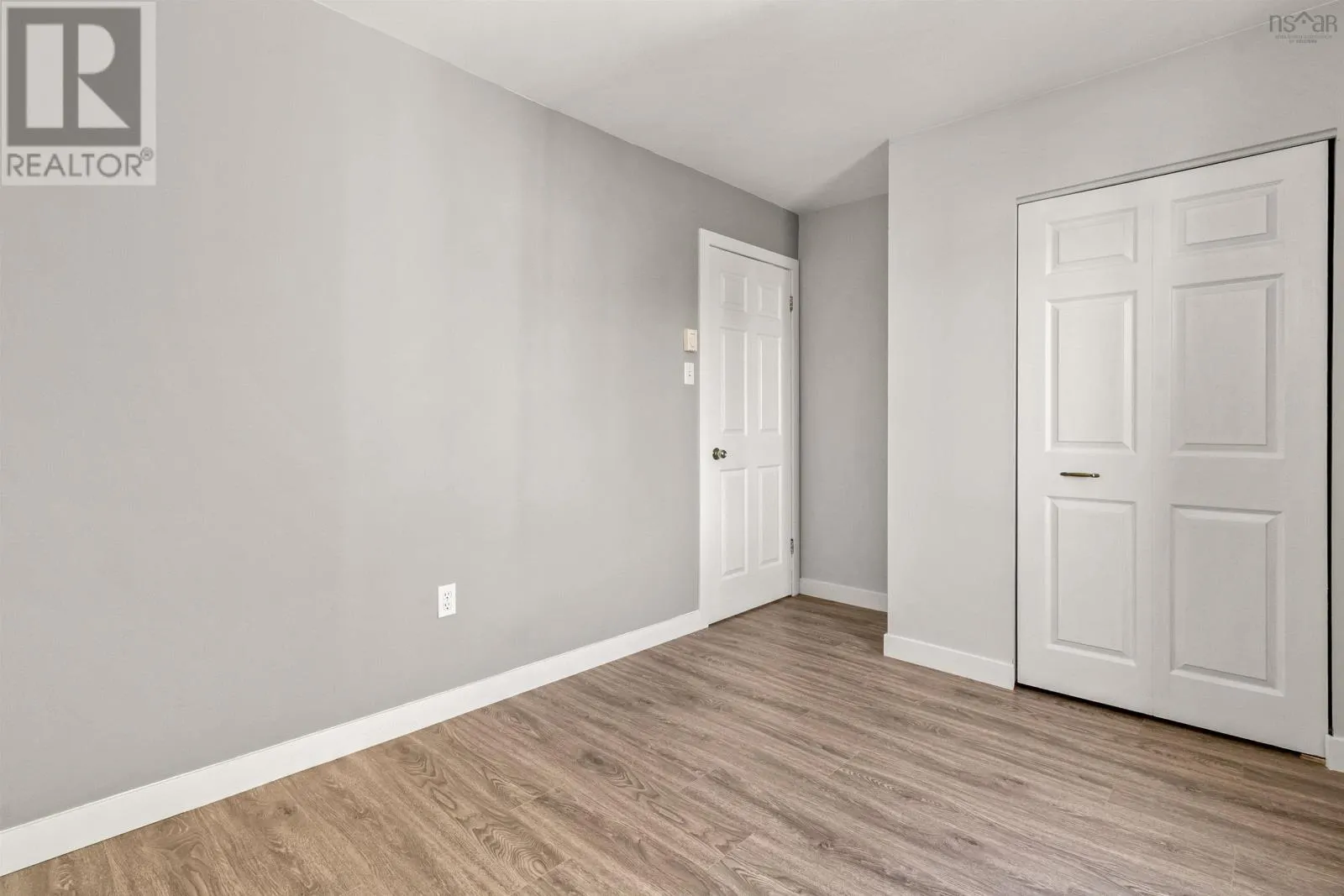 5899 Gainsborough Place