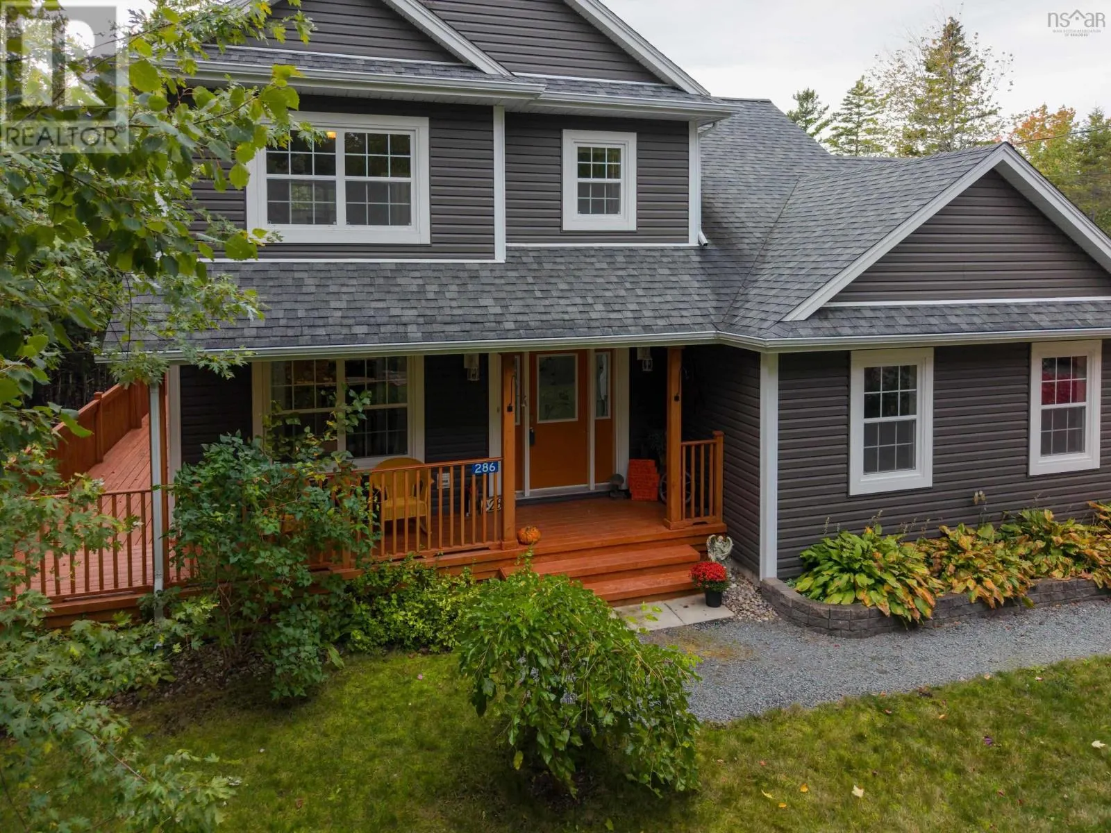 286 Clivedon Court