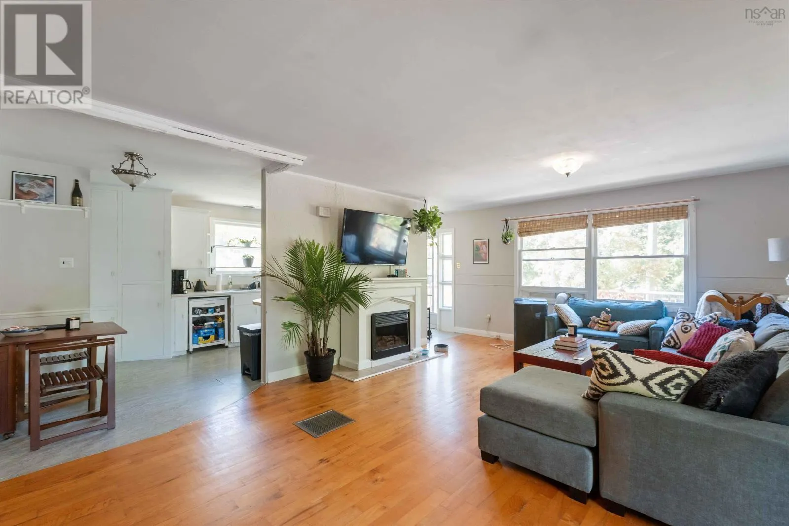 71 Dow Road