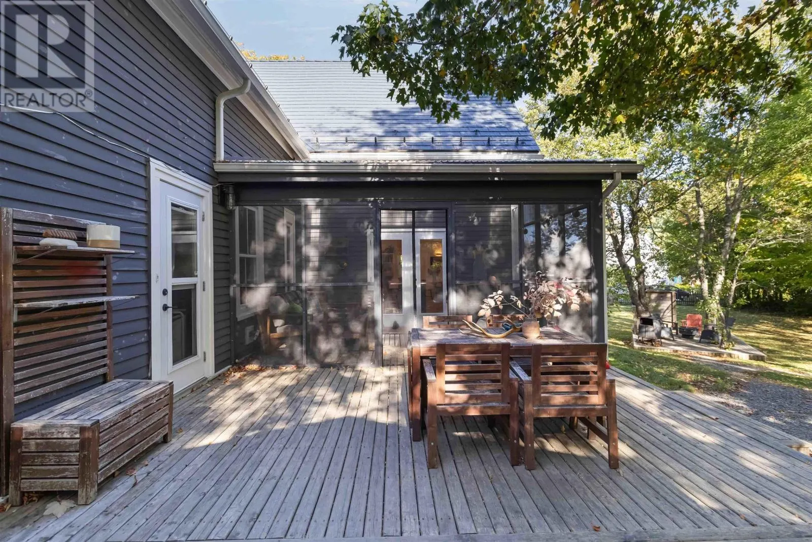 64 Maple Street