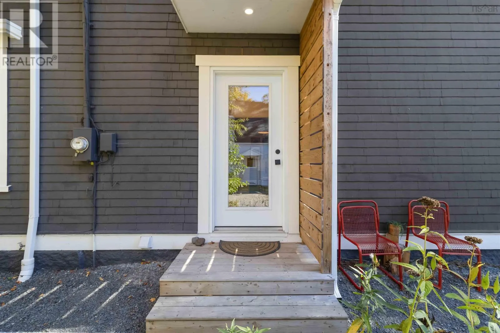 64 Maple Street