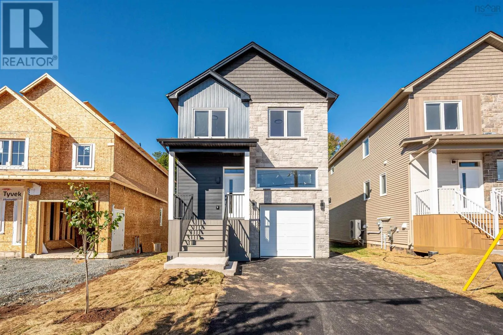 21 Pearlgarden Close