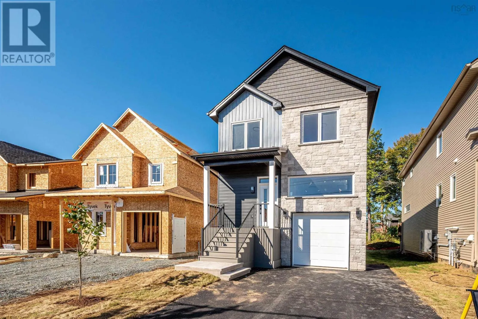 21 Pearlgarden Close