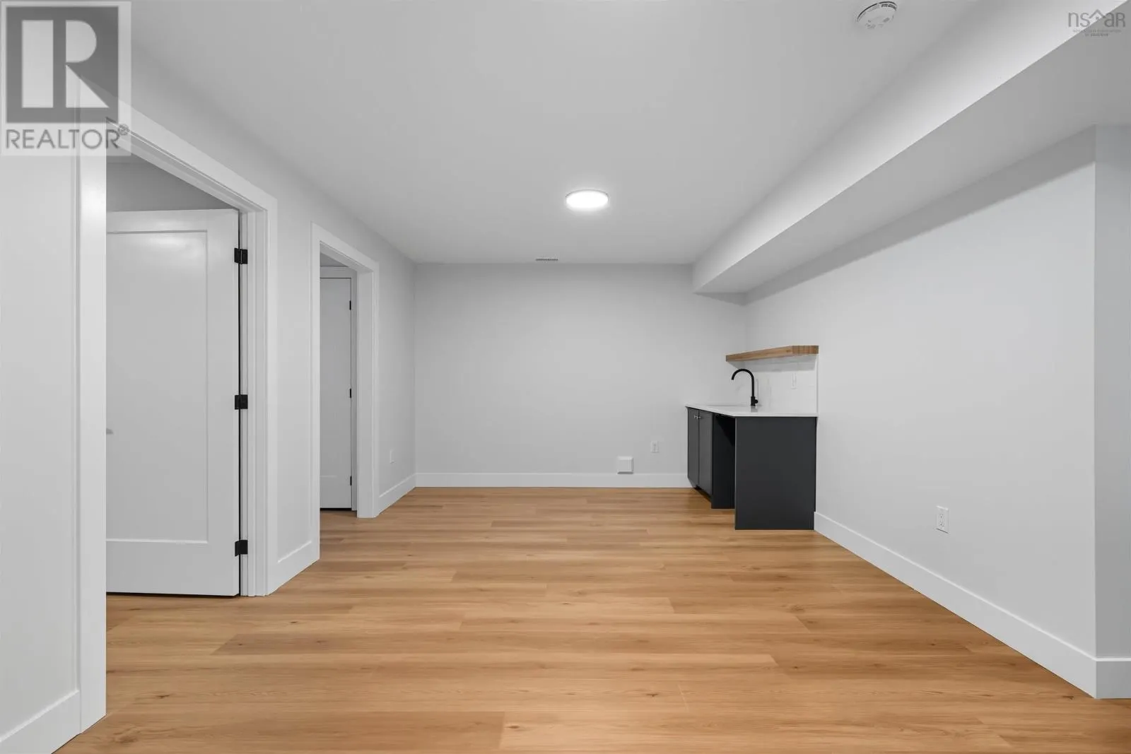 21 Pearlgarden Close