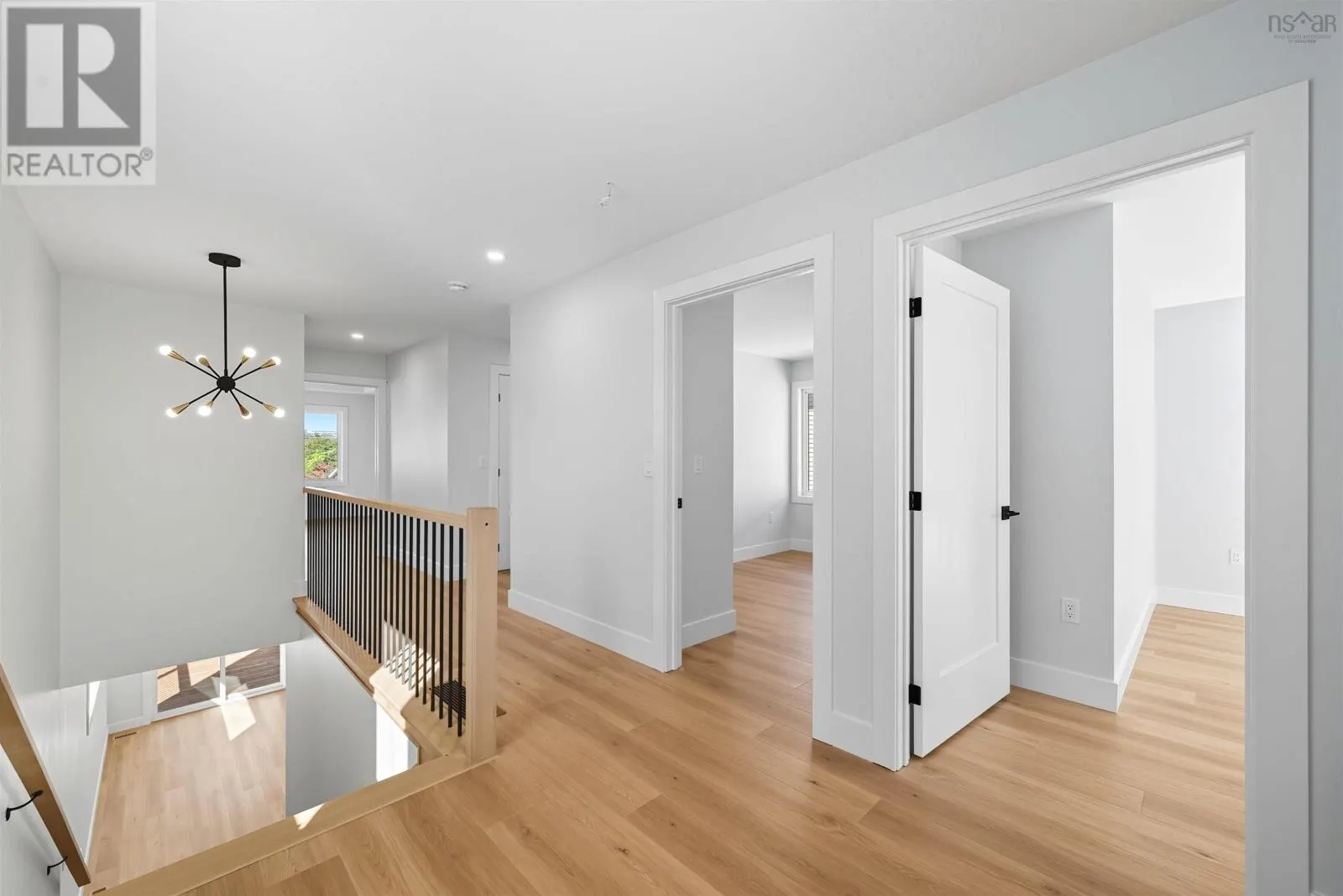 21 Pearlgarden Close