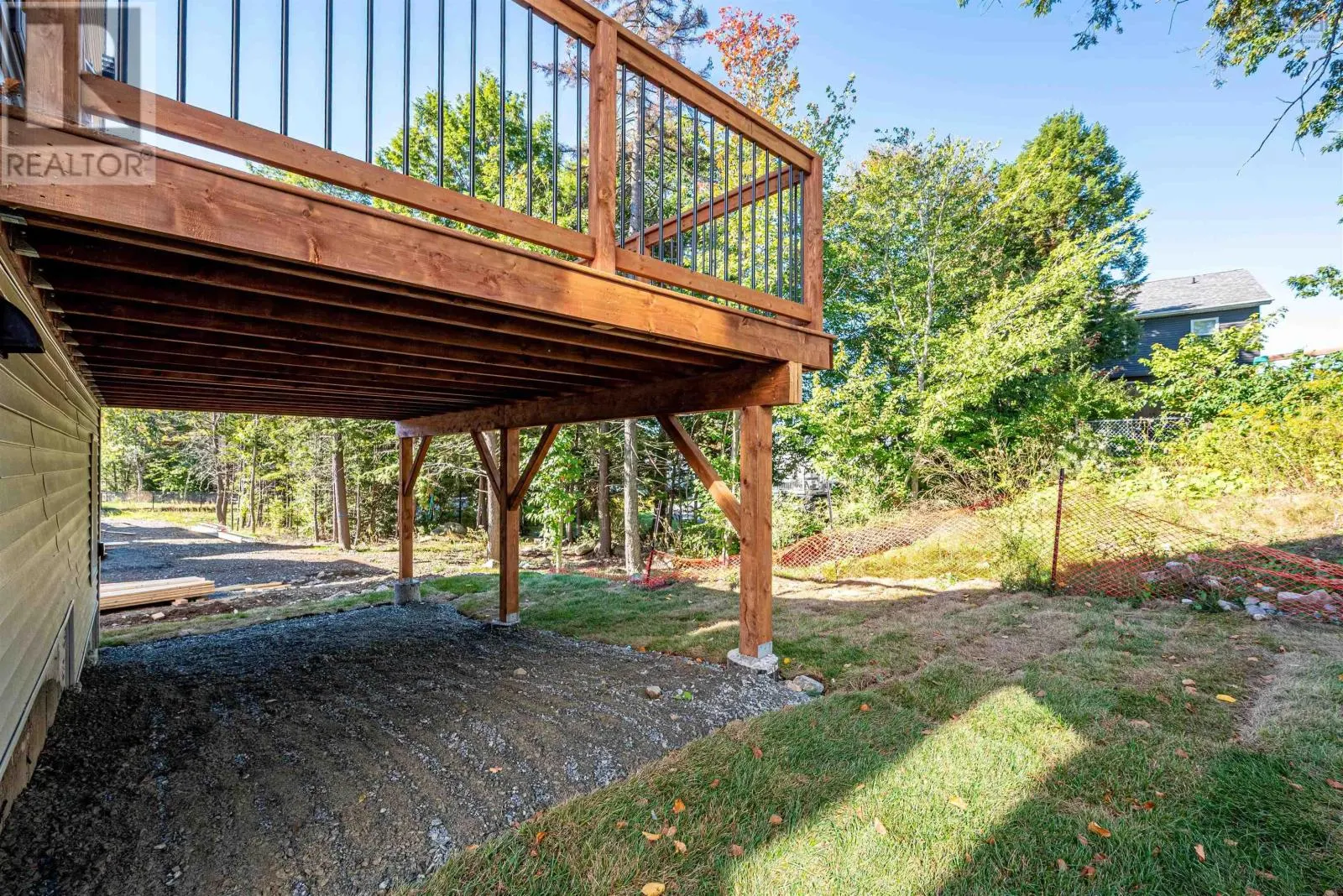 21 Pearlgarden Close
