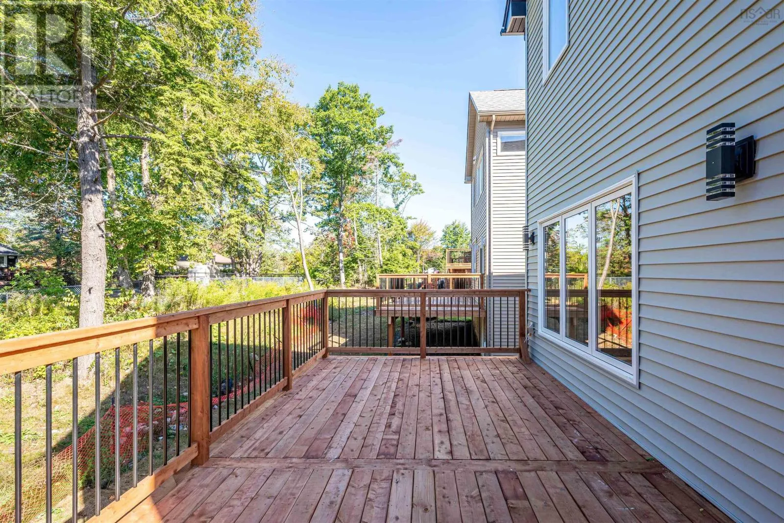 21 Pearlgarden Close