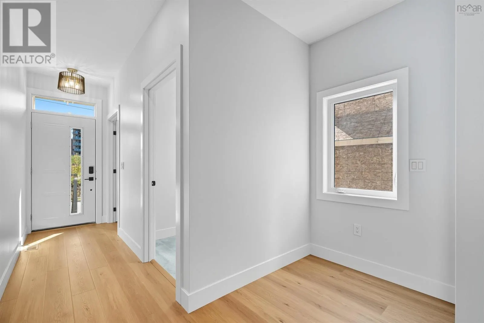 21 Pearlgarden Close