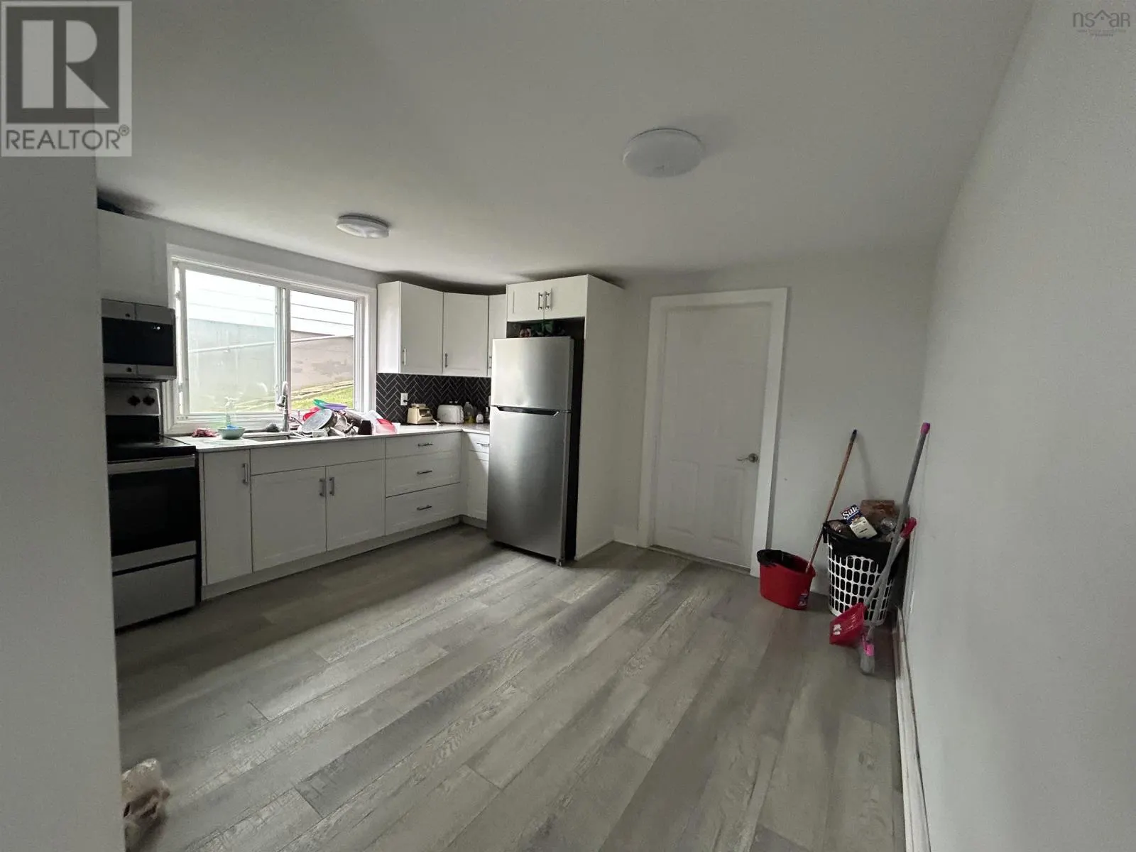 24 Lynn Road