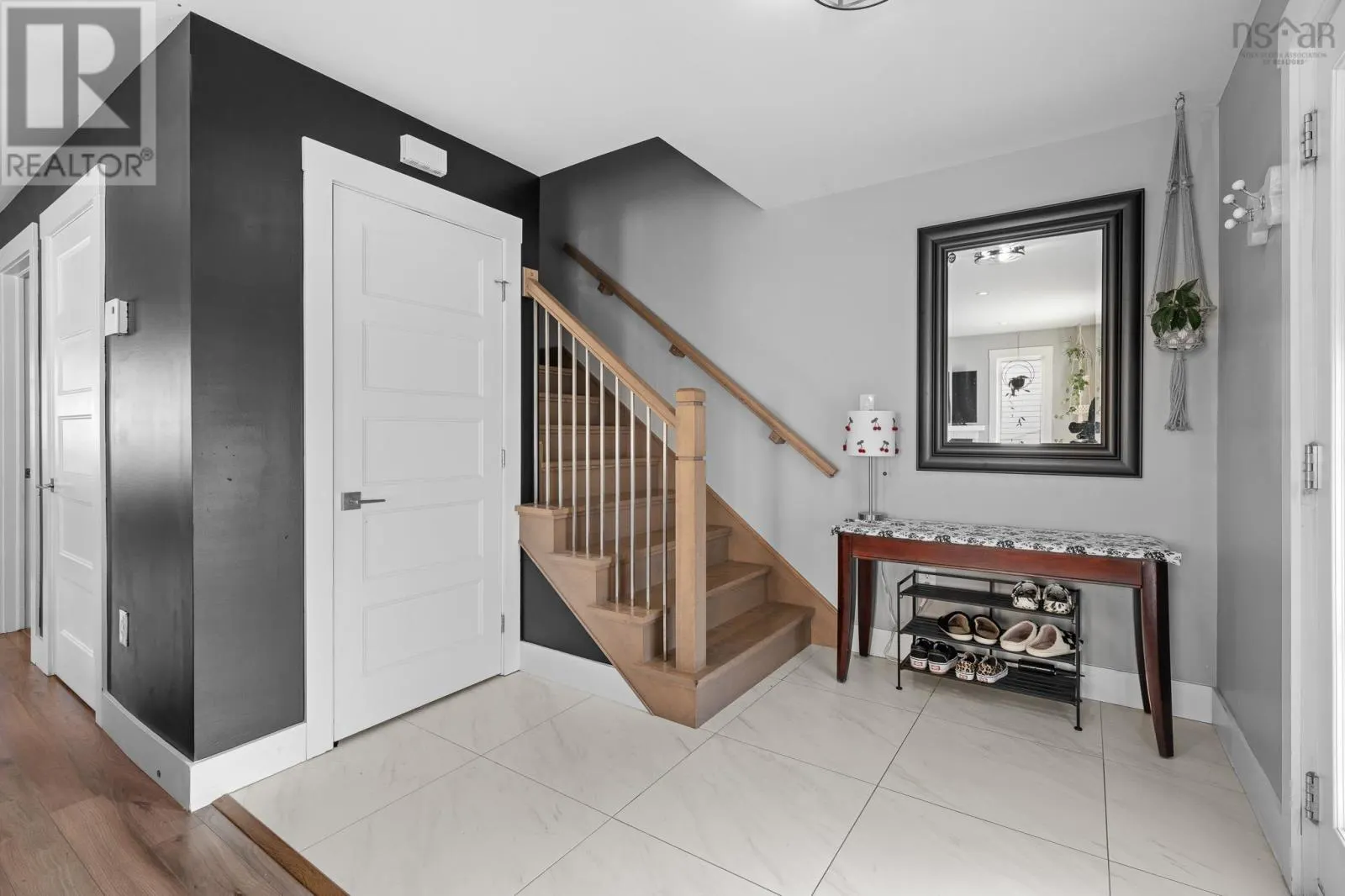 202 Titanium Crescent