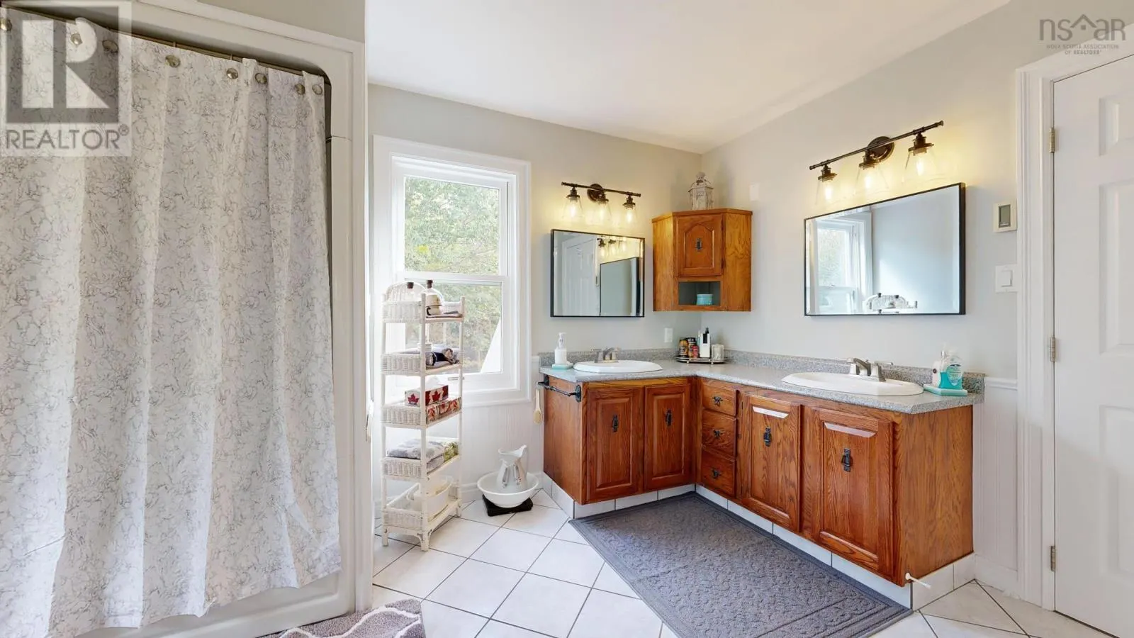 87 Lemarchant Drive
