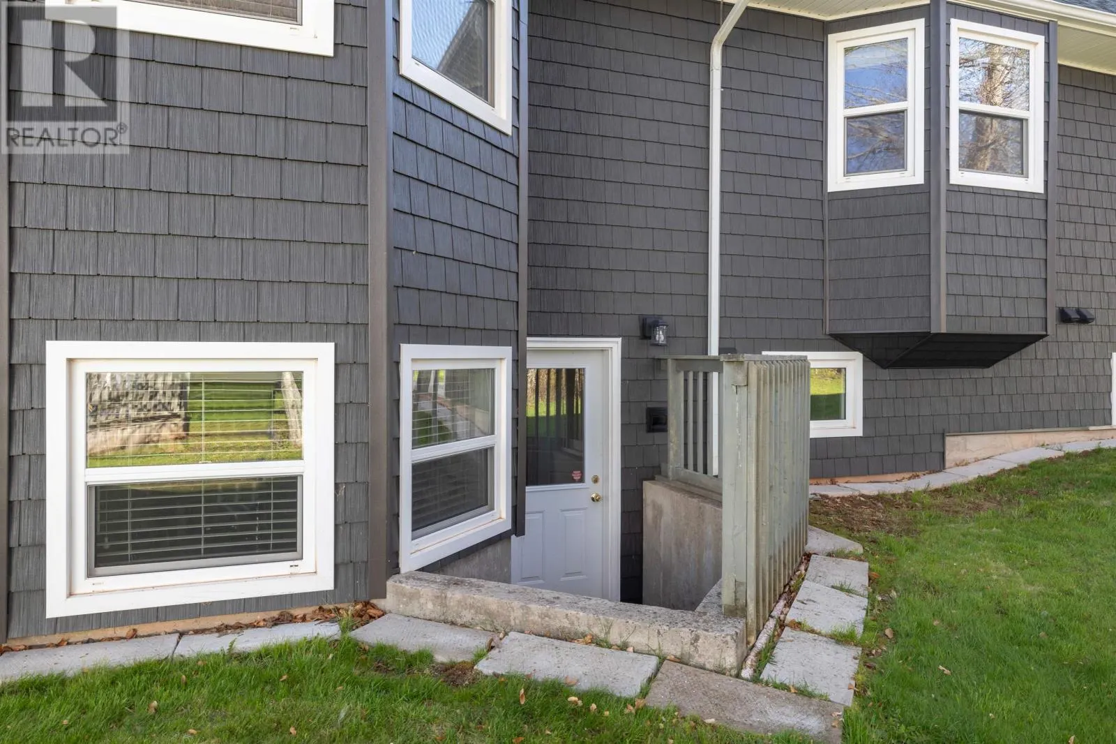 86 Lewis Point Road