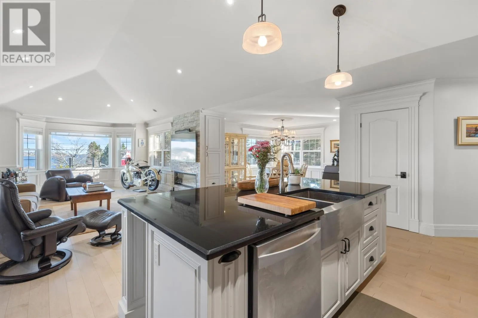 86 Lewis Point Road