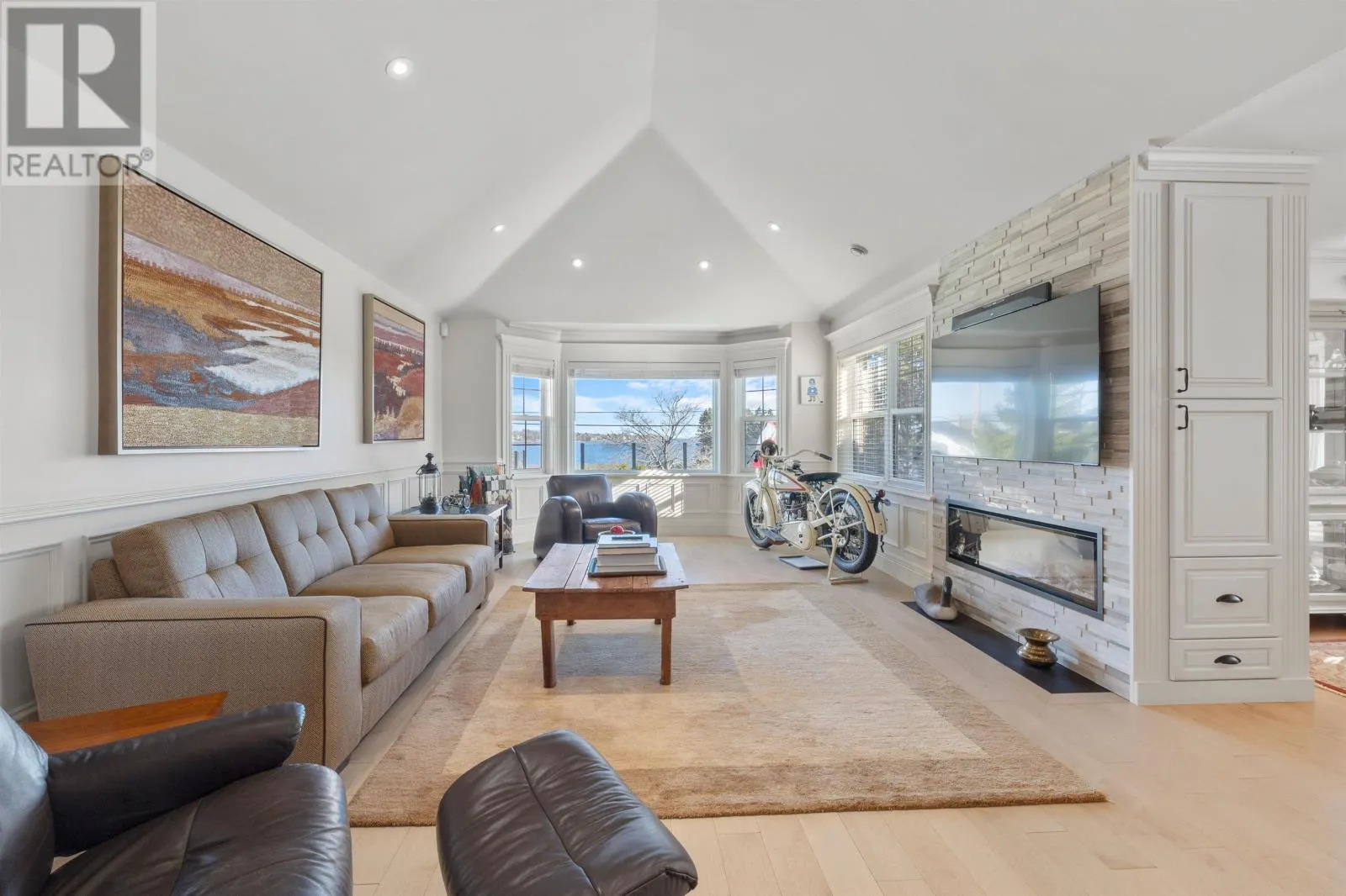 86 Lewis Point Road
