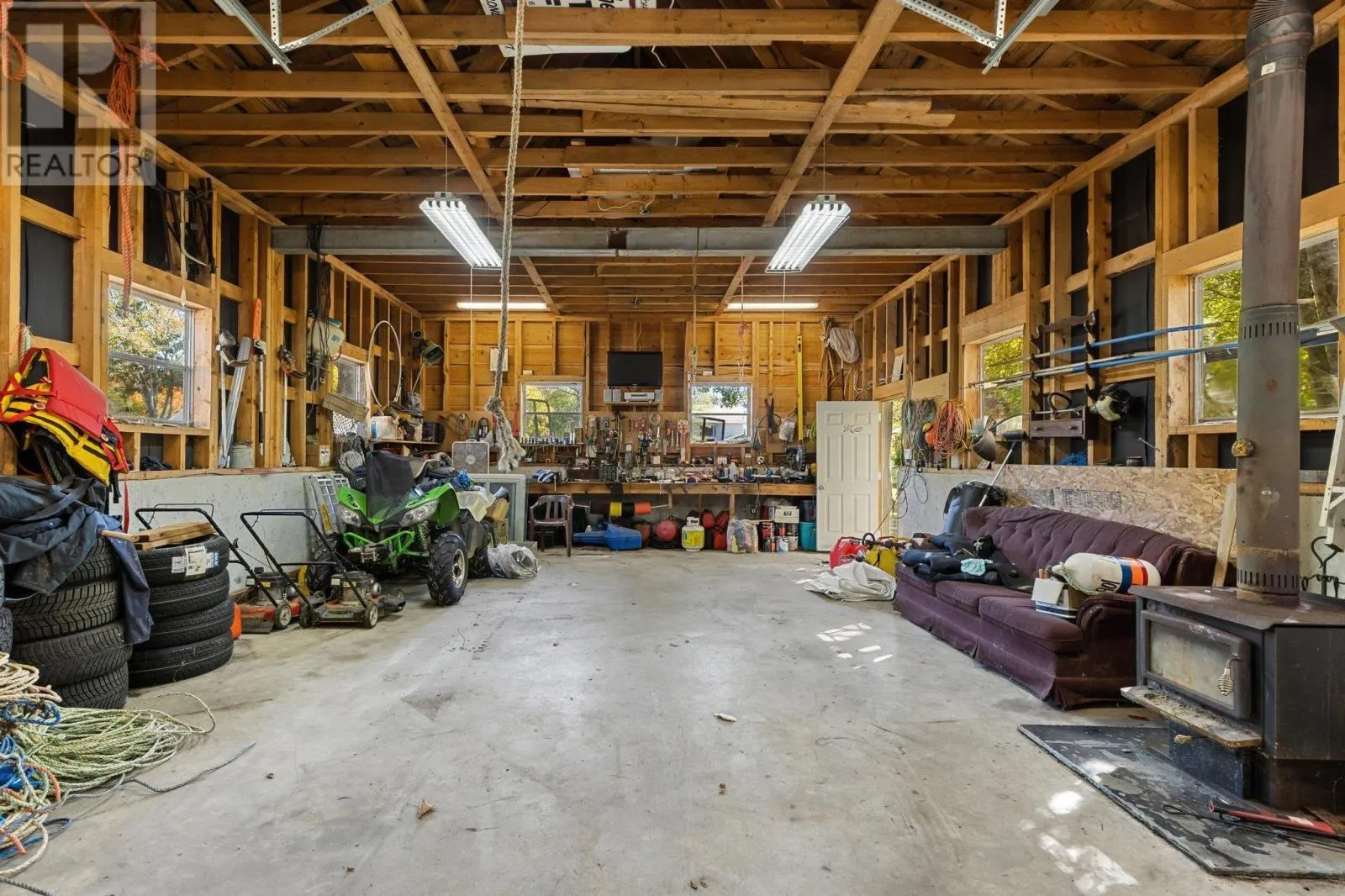 902 Highway 3