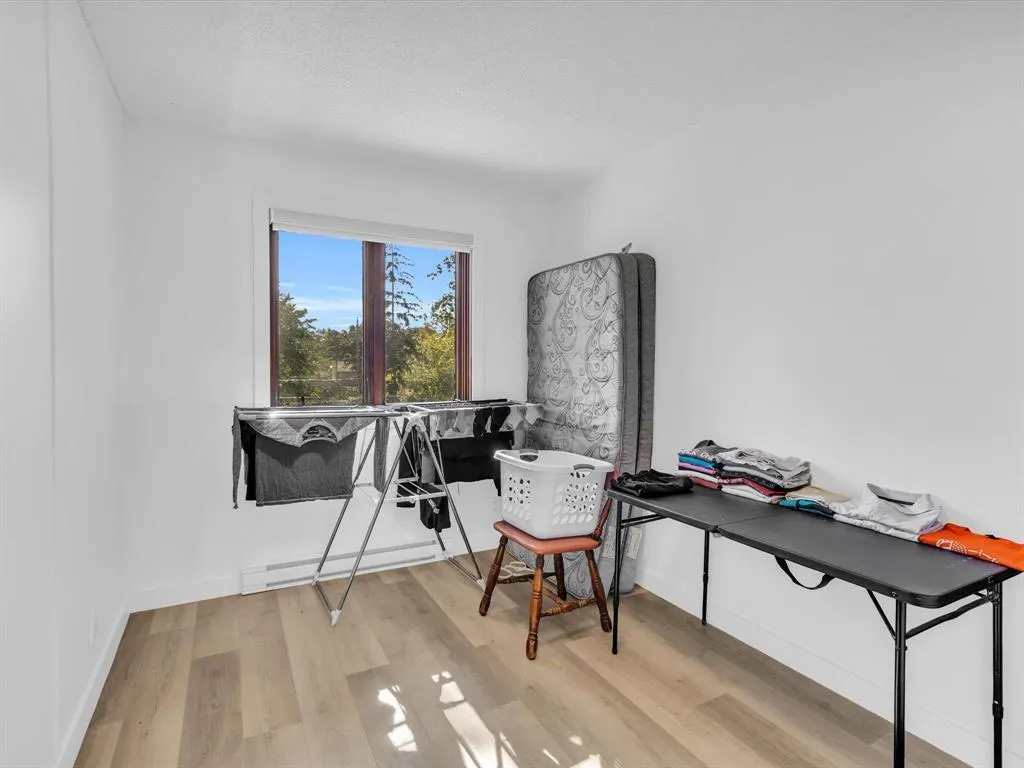 261 Des Meurons Street