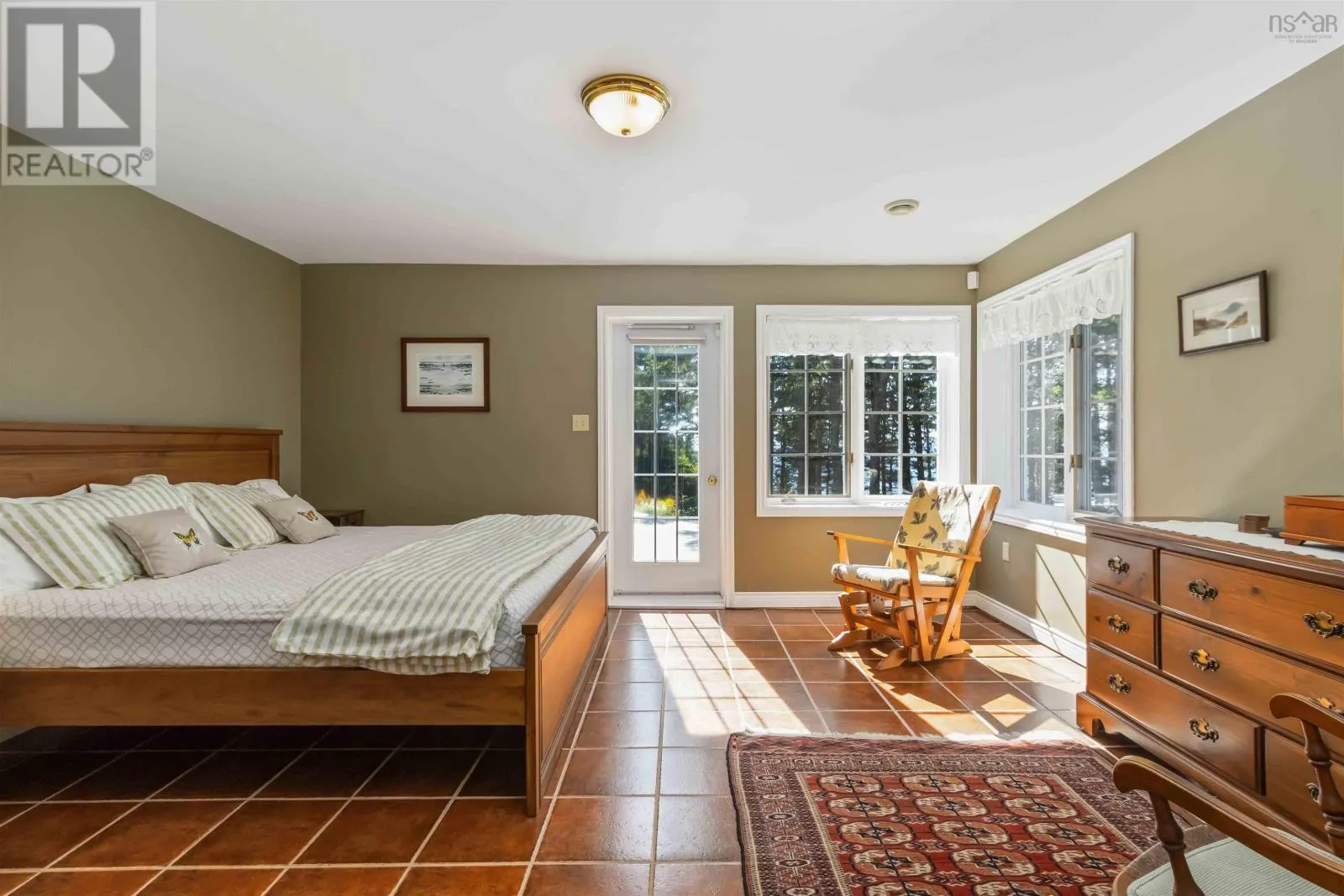 42 Pierce Point Road
