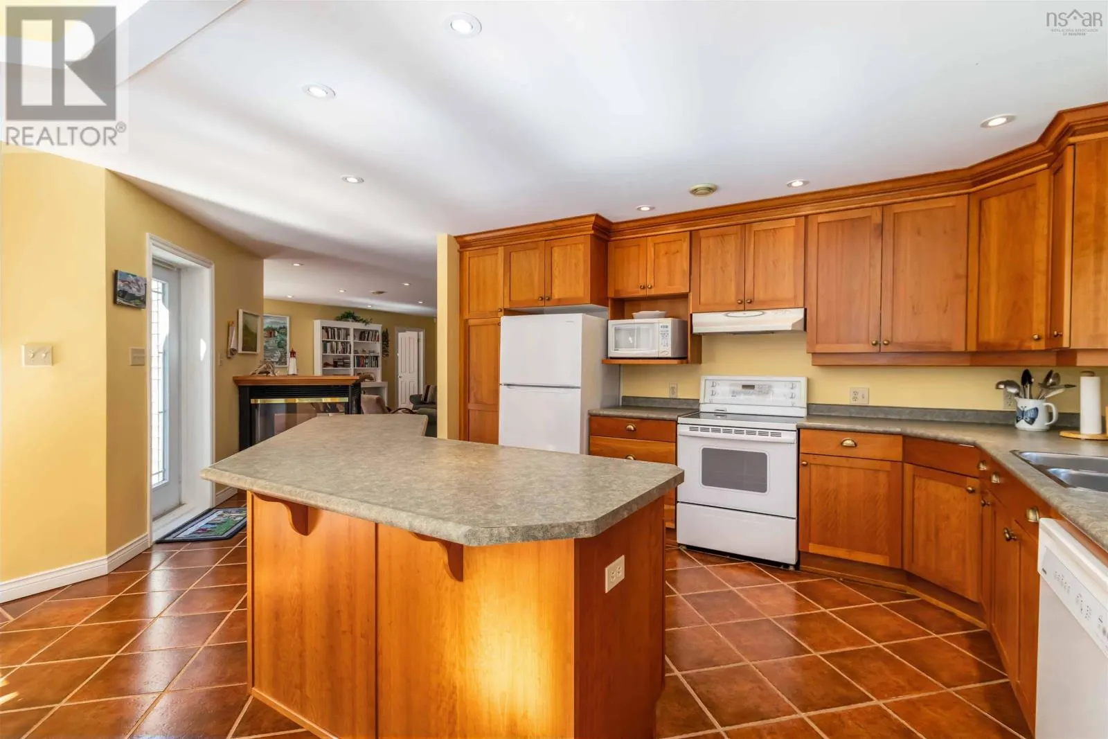42 Pierce Point Road