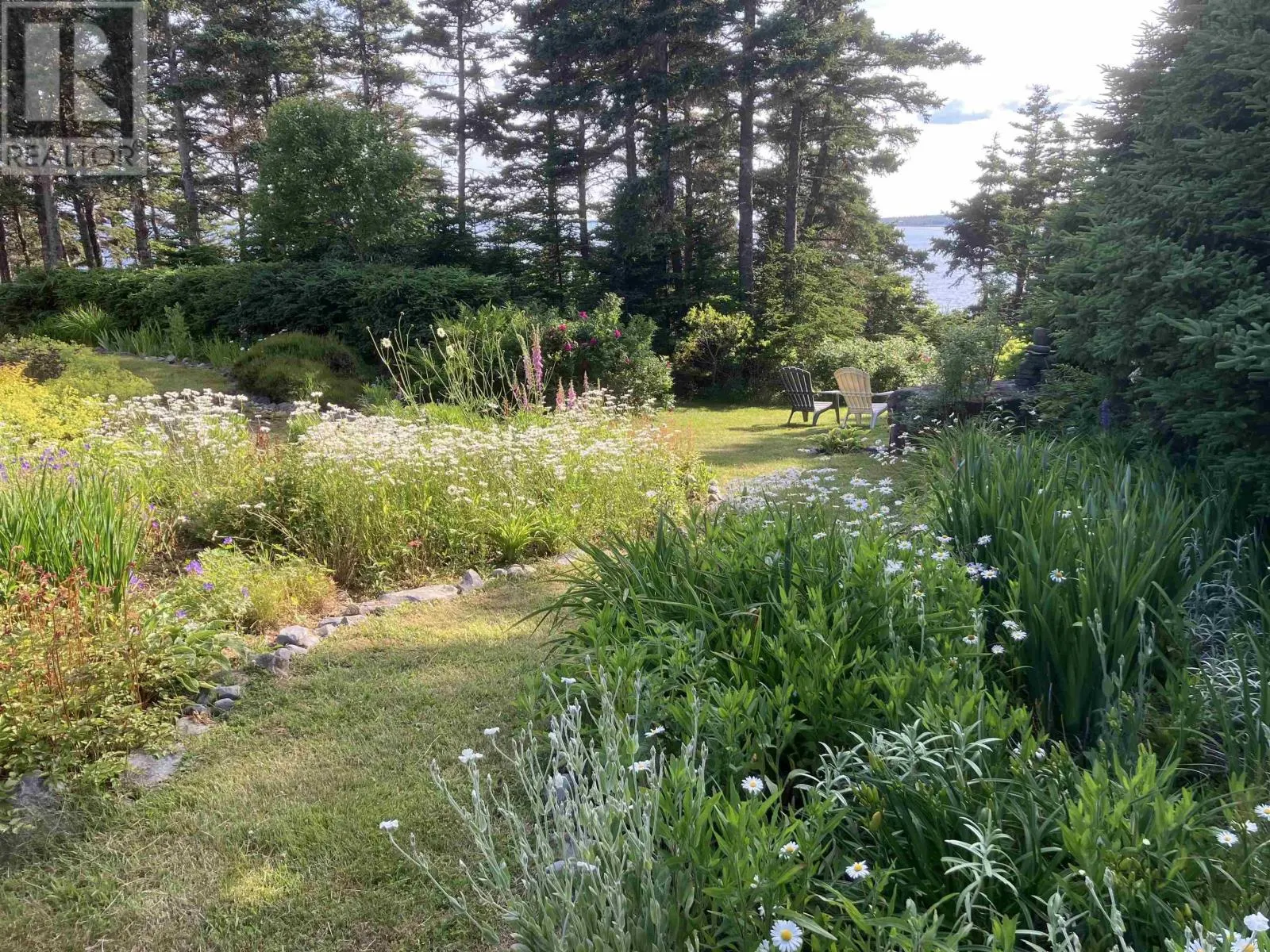 42 Pierce Point Road