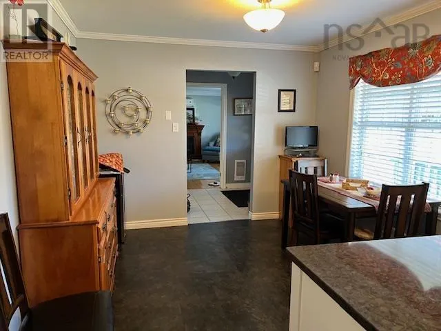 39 HOMESTEAD DRIVE