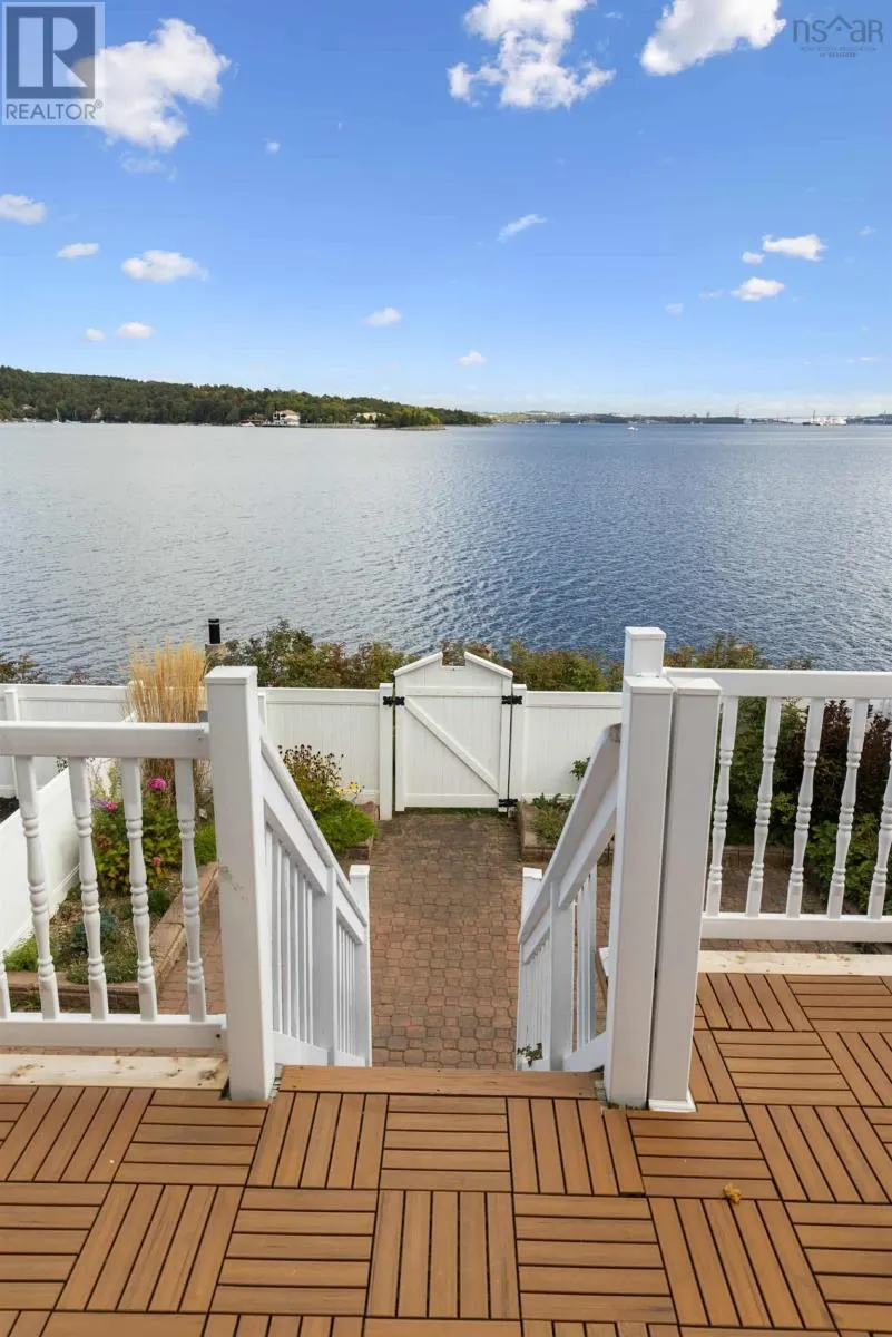 13 Arthur Lismer Court