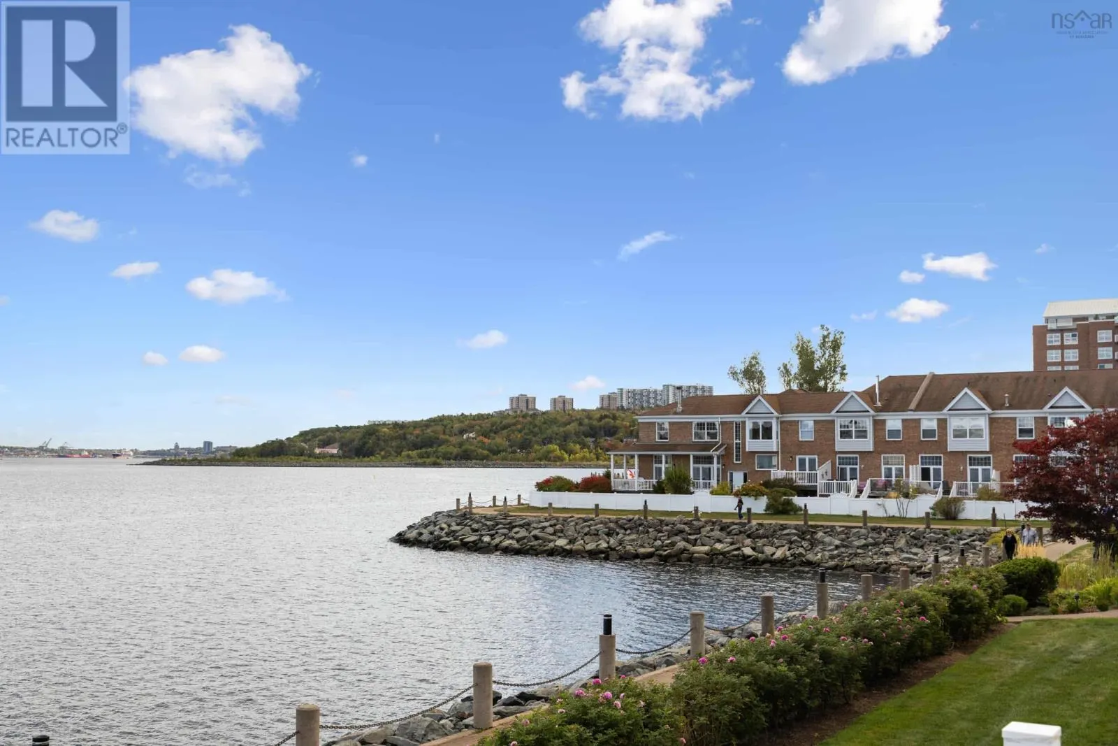 13 Arthur Lismer Court